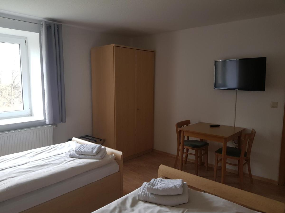 Görlitz Gaestehaus Am Stadtrand מראה חיצוני תמונה